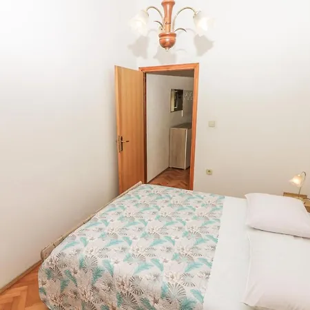 Lägenhet Marulic In Old Town Baška
